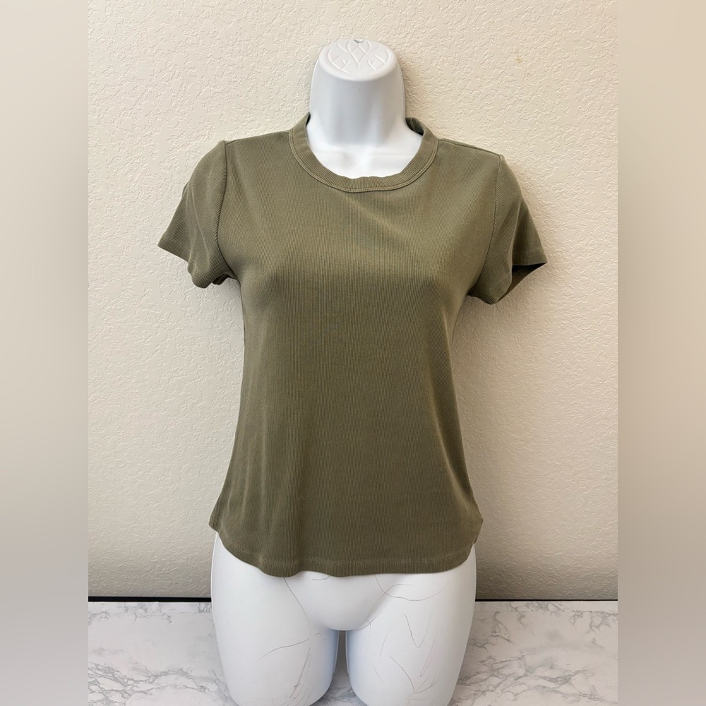 Old Navy Cropped Baby Tee Ribbed Olive Green Size M T-Shirt Short Sleeve Top​